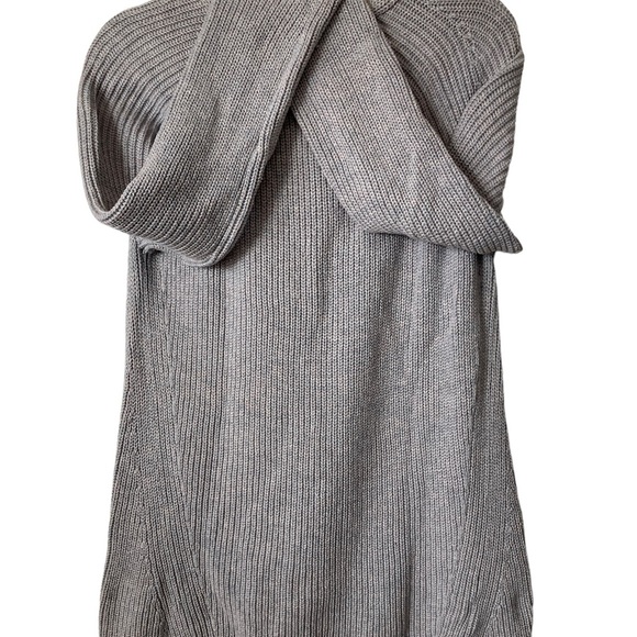 Lou & Grey Skater Cut Long Sleeves Gray Medium Sweater - Picture 3 of 6